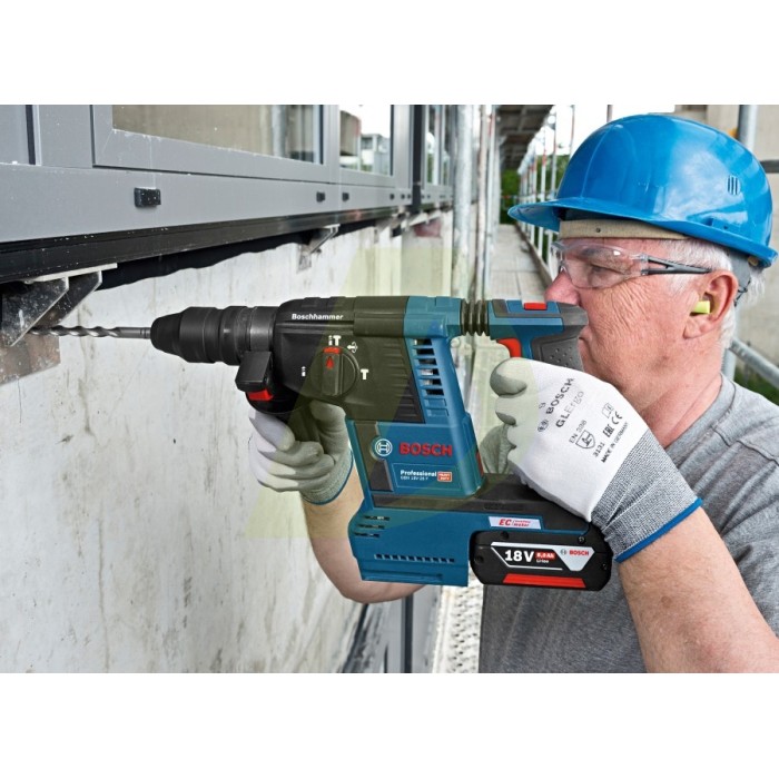 Акумуляторний перфоратор BOSCH GBH 18 V-26 (0611909000) Акумуляторний перфоратор BOSCH GBH 18 V-26 (0611909000)