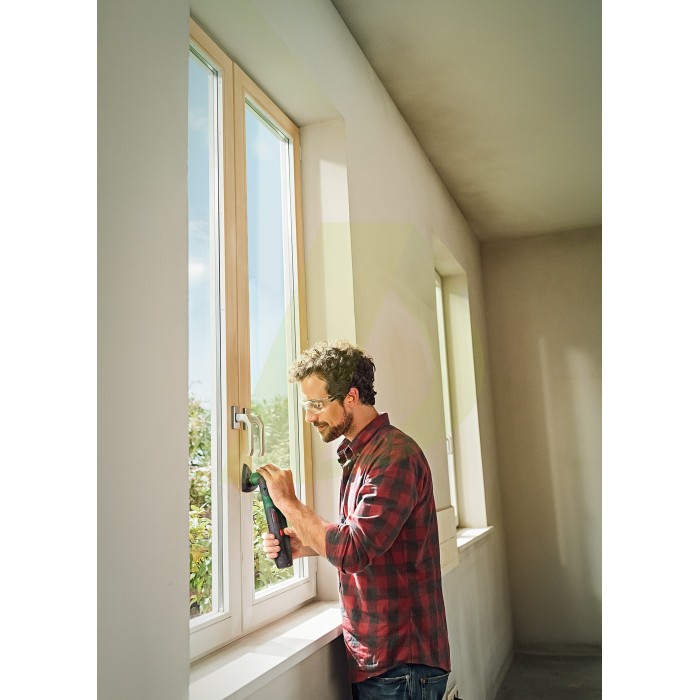 Багатофункціональний інструмент BOSCH UniversalMulti 12 (0603103020) Багатофункціональний інструмент BOSCH UniversalMulti 12 (0603103020)