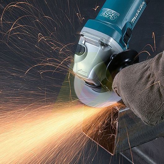 Кутова шліфмашина MAKITA GA 5040 + 5 ггнучких зачисних диски + опорна підошва Кутова шліфмашина MAKITA GA 5040 + 5 ггнучких зачисних диски + опорна підошва