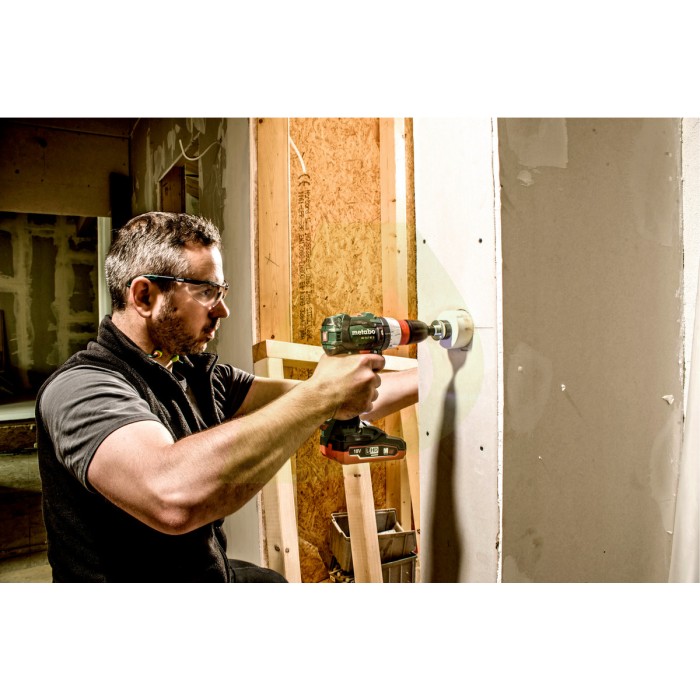 Шуруповерт METABO BS 18 LT BL Q (602334670) Шуруповерт METABO BS 18 LT BL Q (602334670)