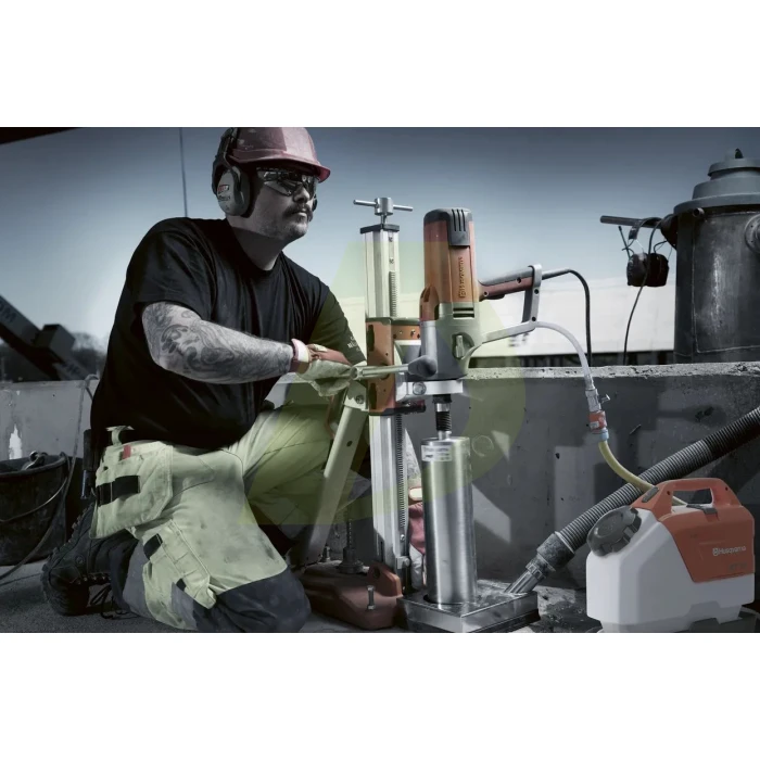 Стійка дриля алмазного буріння HUSQVARNA DS150 (9668272-01) Стійка дриля алмазного буріння HUSQVARNA DS150 (9668272-01)