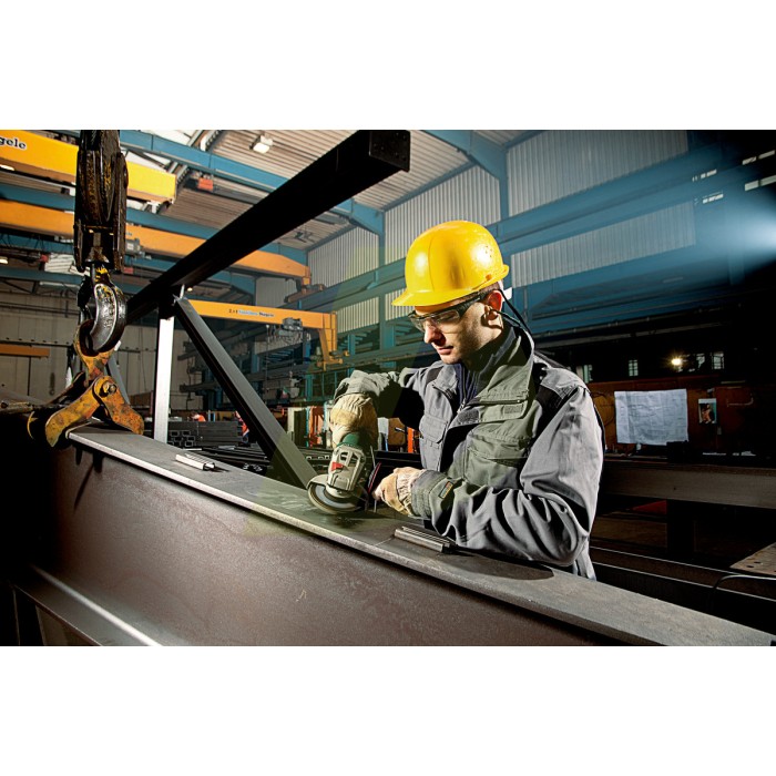 Угловая шлифмашина METABO WEA 10-125 Quick (600389000) Угловая шлифмашина METABO WEA 10-125 Quick (600389000)