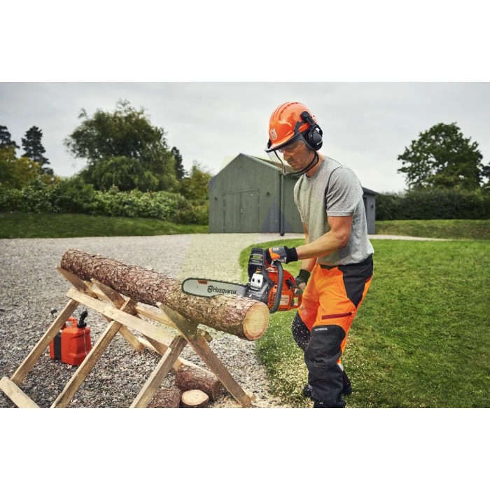 Бензопила Husqvarna 435 II (9705597-35) Бензопила Husqvarna 435 II (9705597-35)