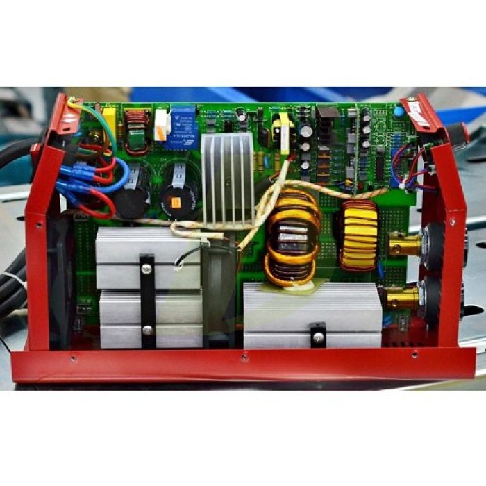 Зварювальний інвертор STARK ISP-2500 Profi (230070050) Зварювальний інвертор STARK ISP-2500 Profi (230070050)