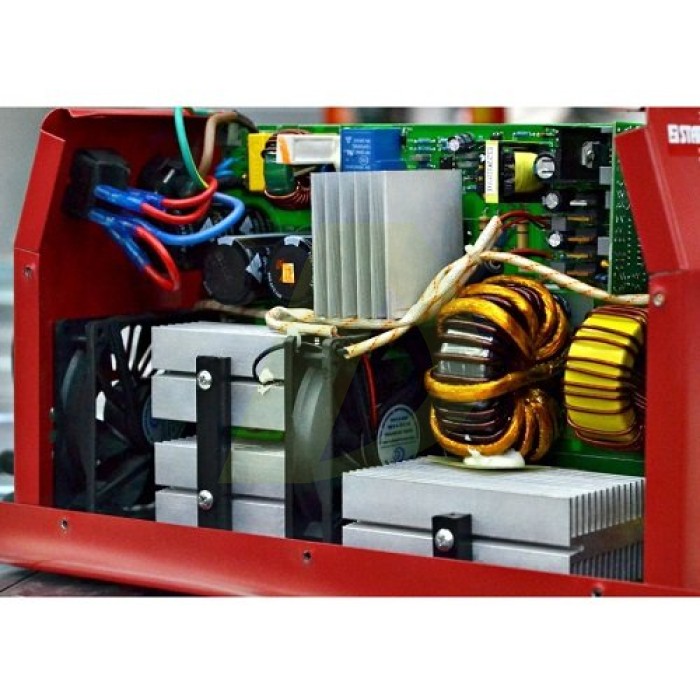 Зварювальний інвертор STARK ISP-2500 Profi (230070050) Зварювальний інвертор STARK ISP-2500 Profi (230070050)