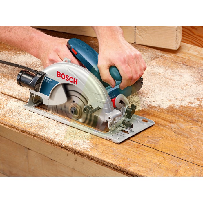 Дисковая ручная пила BOSCH GKS 190 Professional (0601623000) Дисковая ручная пила BOSCH GKS 190 Professional (0601623000)