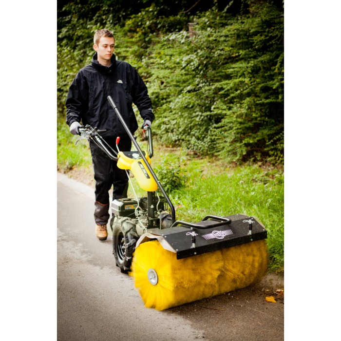 Подметальная машина TEXAS ProSweep 750TG со щеткой (90042060) Подметальная машина TEXAS ProSweep 750TG со щеткой (90042060)