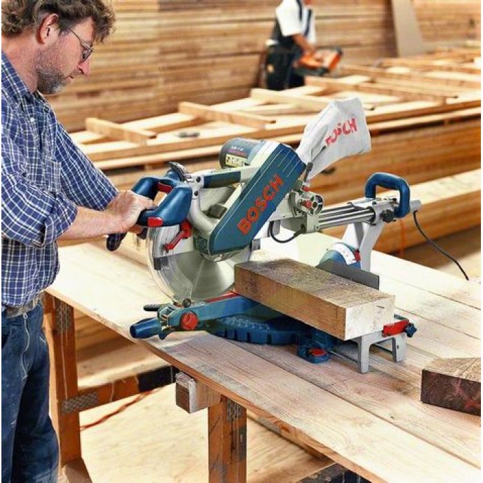 Торцювальна пила BOSCH GCM 12 SD (0601B23508) Торцювальна пила BOSCH GCM 12 SD (0601B23508)