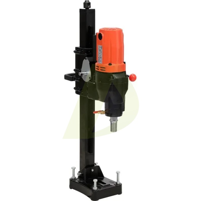 Установка алмазного бурения YATO YT-81983 Установка алмазного бурения YATO YT-81983