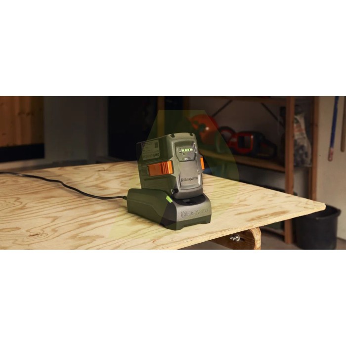 Аккумулятор HUSQVARNA BLi 40-B70 (9704571-01) Аккумулятор HUSQVARNA BLi 40-B70 (9704571-01)