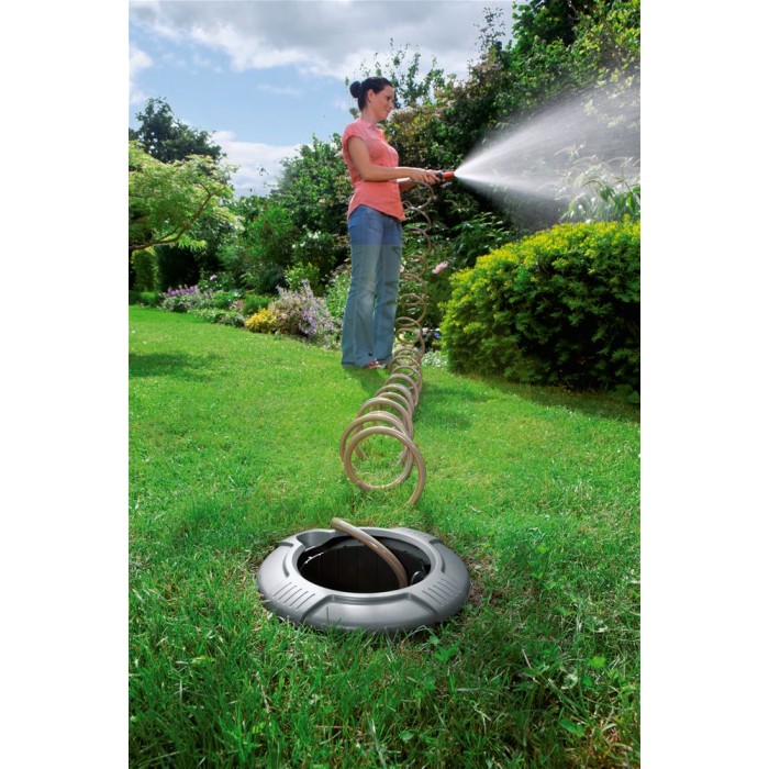 Колонка GARDENA із спіральним шлангом 10 м (08253-20.000.00) Колонка GARDENA із спіральним шлангом 10 м (08253-20.000.00)