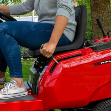 Садовый трактор SOLO by AL-KO E-Rider R 85,1 Li (127617)