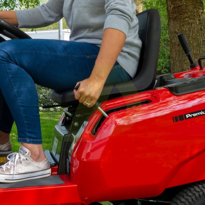 Садовый трактор SOLO by AL-KO E-Rider R 85,1 Li (127617) Садовый трактор SOLO by AL-KO E-Rider R 85,1 Li (127617)