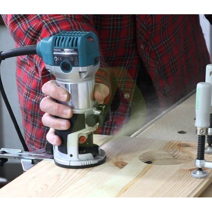 Фрезер MAKITA RT0700CX2 Фрезер MAKITA RT0700CX2