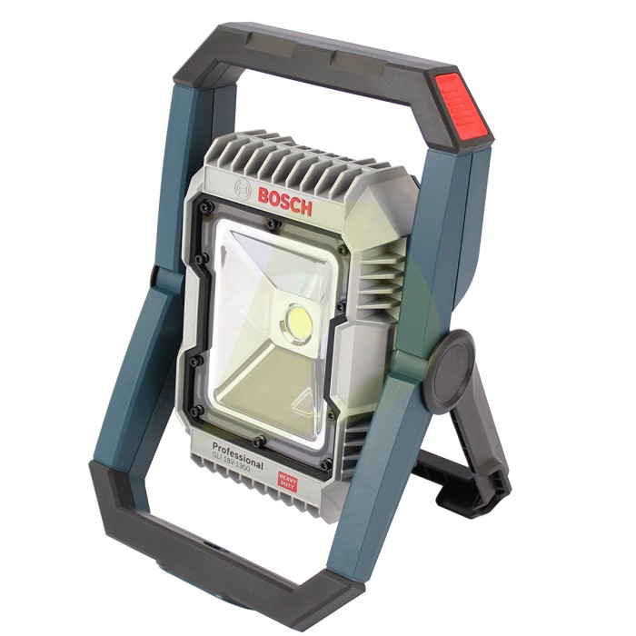 Аккумуляторный фонарь BOSCH GLI 18 V-1900 Professional (0601446400) Аккумуляторный фонарь BOSCH GLI 18 V-1900 Professional (0601446400)