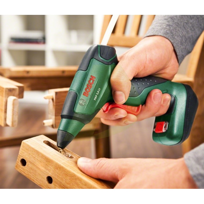Клеевый пистолет BOSCH PKP 3,6 LI (0603264620) Клеевый пистолет BOSCH PKP 3,6 LI (0603264620)