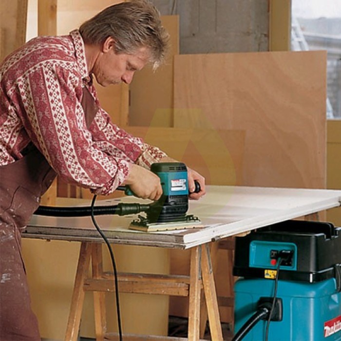 Вібраційна шліфмашина MAKITA 9046 Вібраційна шліфмашина MAKITA 9046