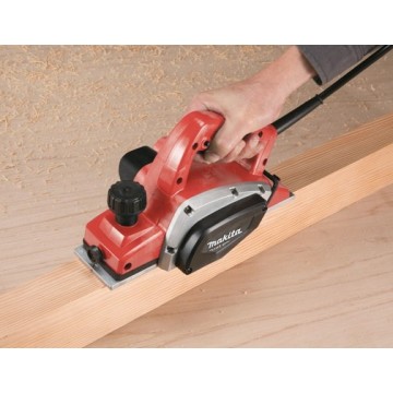 Рубанок мережевий MAKITA M1902