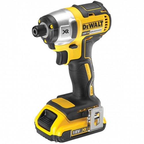 Шуруповерт DeWALT DCF886D2