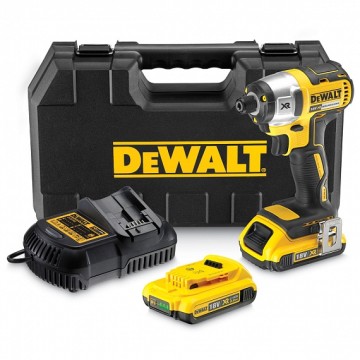Шуруповерт DeWALT DCF886D2
