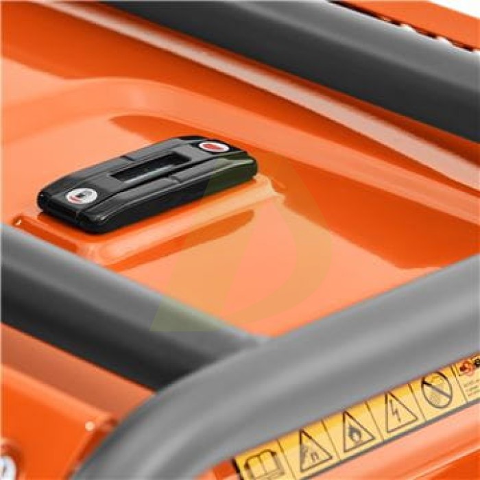 Генератор бензиновий HUSQVARNA G5500P (9676652-01) Генератор бензиновий HUSQVARNA G5500P (9676652-01)