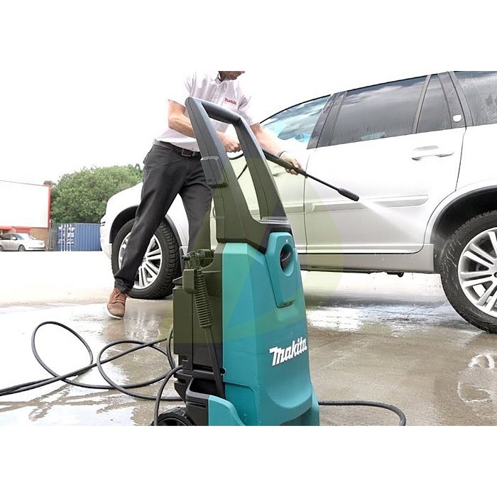 Мойка высокого давления электрическая MAKITA HW1200 Мойка высокого давления электрическая MAKITA HW1200