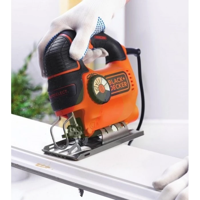 Электрический лобзик BLACK+DECKER KS801SE Электрический лобзик BLACK+DECKER KS801SE