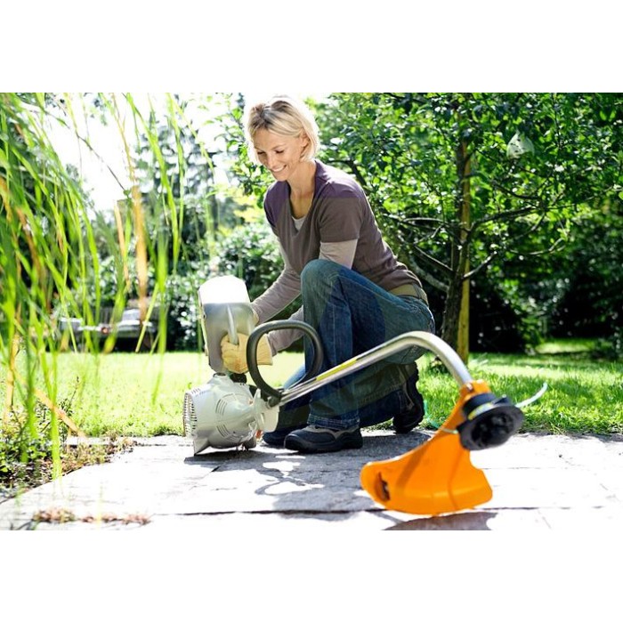 Мотокоса STIHL FS 38 (41400112377) Мотокоса STIHL FS 38 (41400112377)