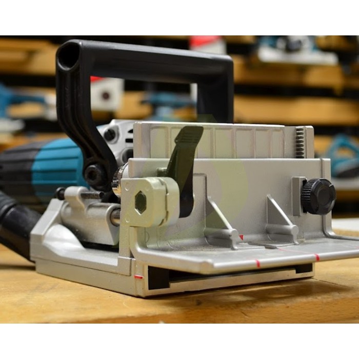 Фрезер MAKITA PJ7000 Фрезер MAKITA PJ7000