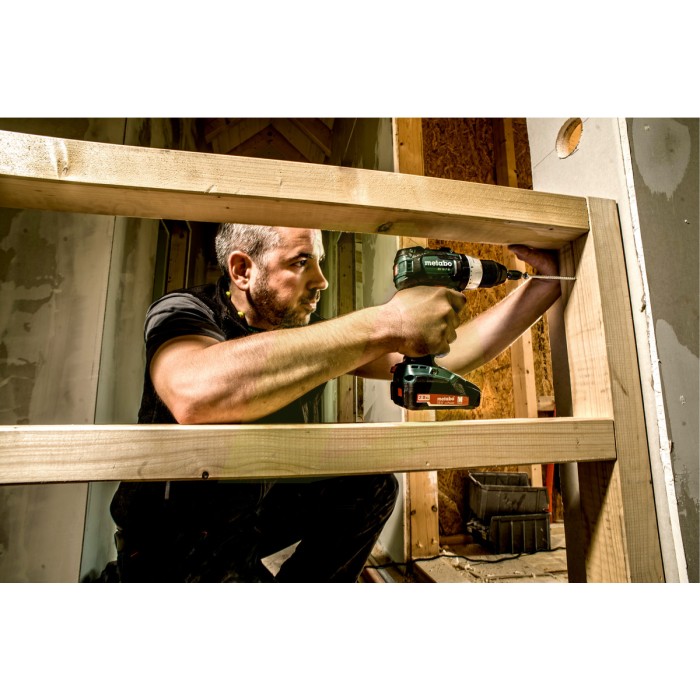 Шуруповерт METABO BS 18 LT BL (602325840) Шуруповерт METABO BS 18 LT BL (602325840)