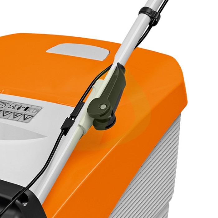 Газонокосарка бензинова STIHL RM 448 T (63580113411) Газонокосарка бензинова STIHL RM 448 T (63580113411)