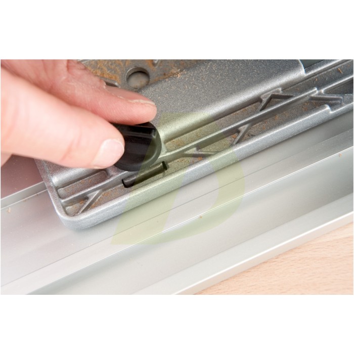 Дисковая ручная пила METABO KSE 68 Plus (600545000) Дисковая ручная пила METABO KSE 68 Plus (600545000)