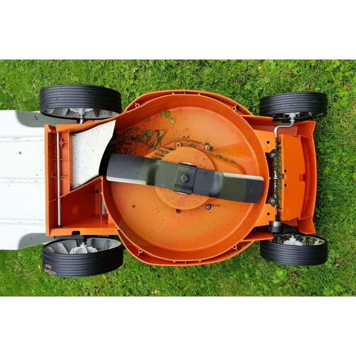 Акумуляторна газонокосарка STIHL RMA 235 Set (63112000011) Акумуляторна газонокосарка STIHL RMA 235 Set (63112000011)