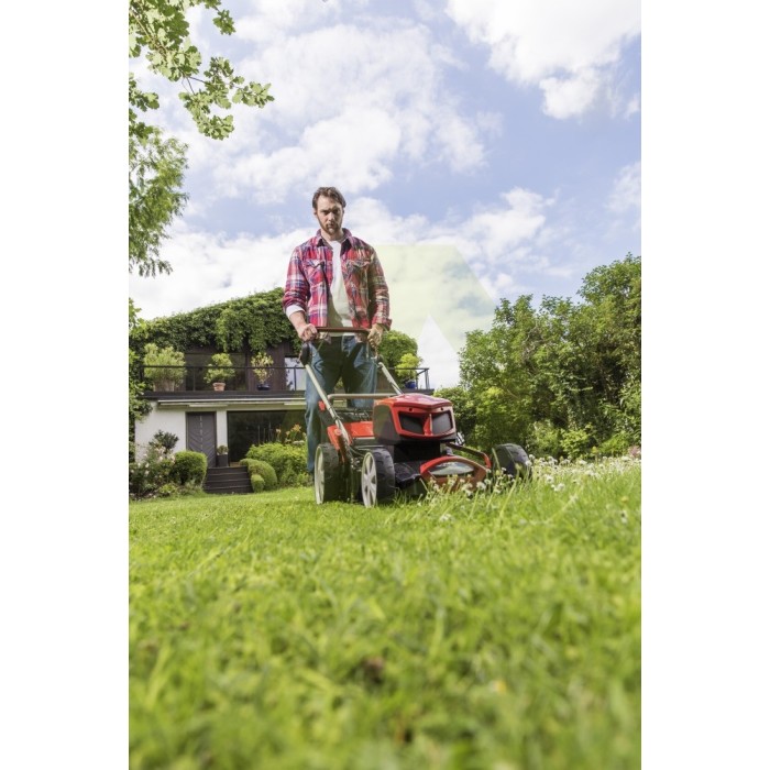 Аккумуляторная газонокосилка AL-KO 46.9 Li SP (113690) Аккумуляторная газонокосилка AL-KO 46.9 Li SP (113690)