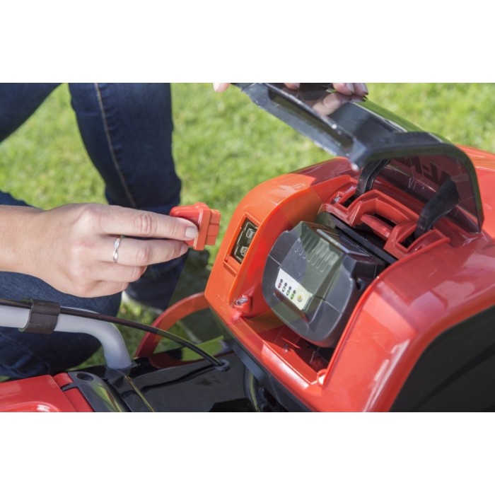 Аккумуляторная газонокосилка AL-KO 46.9 Li SP (113690) Аккумуляторная газонокосилка AL-KO 46.9 Li SP (113690)