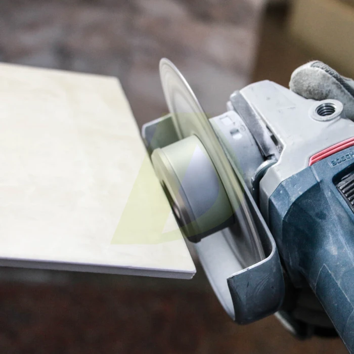 Фреза алмазна DGW-S 49/M14 Hard Ceramics 100 Фреза алмазна DGW-S 49/M14 Hard Ceramics 100