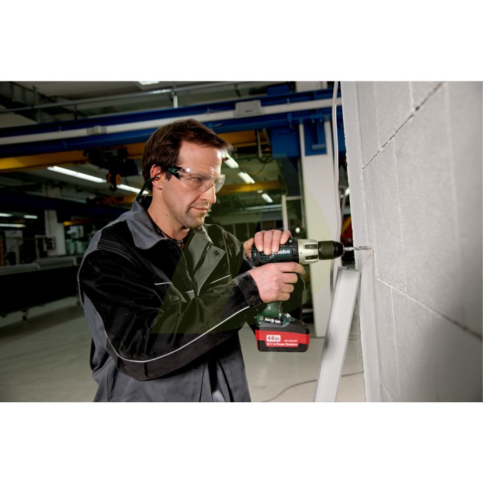 Шуруповерт METABO SB 18 LT (602103500) Шуруповерт METABO SB 18 LT (602103500)