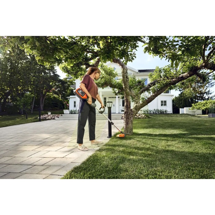 Аккумуляторный триммер HUSQVARNA 215iL без АКБ та ЗП (9705360-01) Аккумуляторный триммер HUSQVARNA 215iL без АКБ та ЗП (9705360-01)