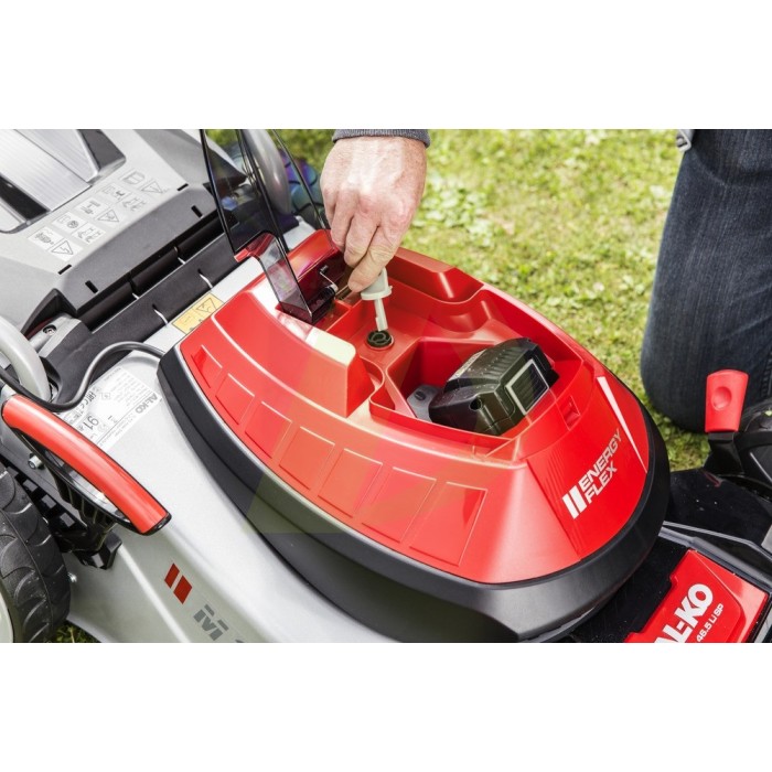 Акумуляторна газонокосарка AL-KO Moweo 46.5 Li SP (119707) Акумуляторна газонокосарка AL-KO Moweo 46.5 Li SP (119707)