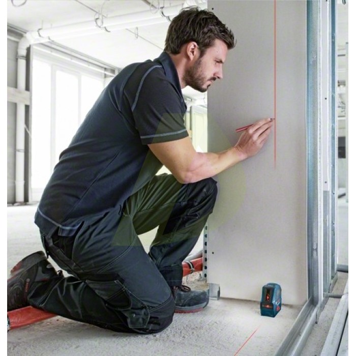 Линейный лазер BOSCH GLL 2-10 Professional (0601063L00) Линейный лазер BOSCH GLL 2-10 Professional (0601063L00)