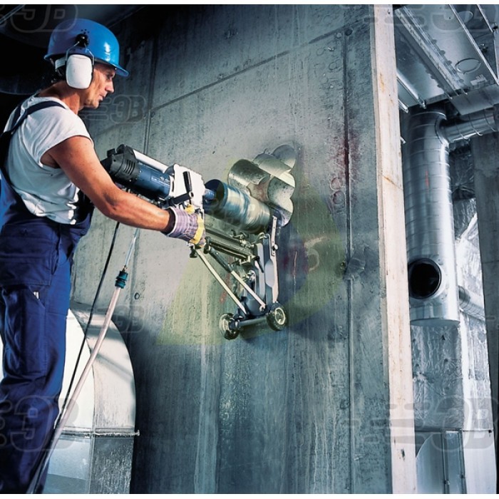 Дрель алмазного бурения Makita DBM230 Дрель алмазного бурения Makita DBM230