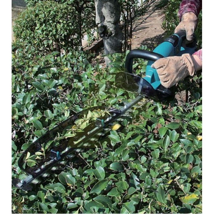 Аккумуляторные ножницы для живой изгороди MAKITA UH550DZ (без аккумулятора) Аккумуляторные ножницы для живой изгороди MAKITA UH550DZ (без аккумулятора)