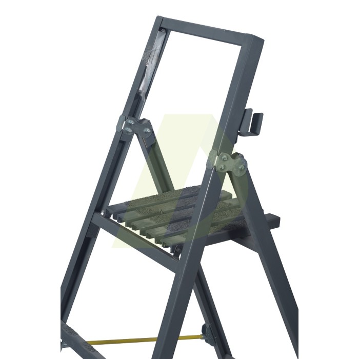 Стремянка односторонняя диэлектрическая ЗІО ДСС-1,5, 1 секция, 3 ступ., 1,5 м (48243150) Стремянка односторонняя диэлектрическая ЗІО ДСС-1,5, 1 секция, 3 ступ., 1,5 м (48243150)