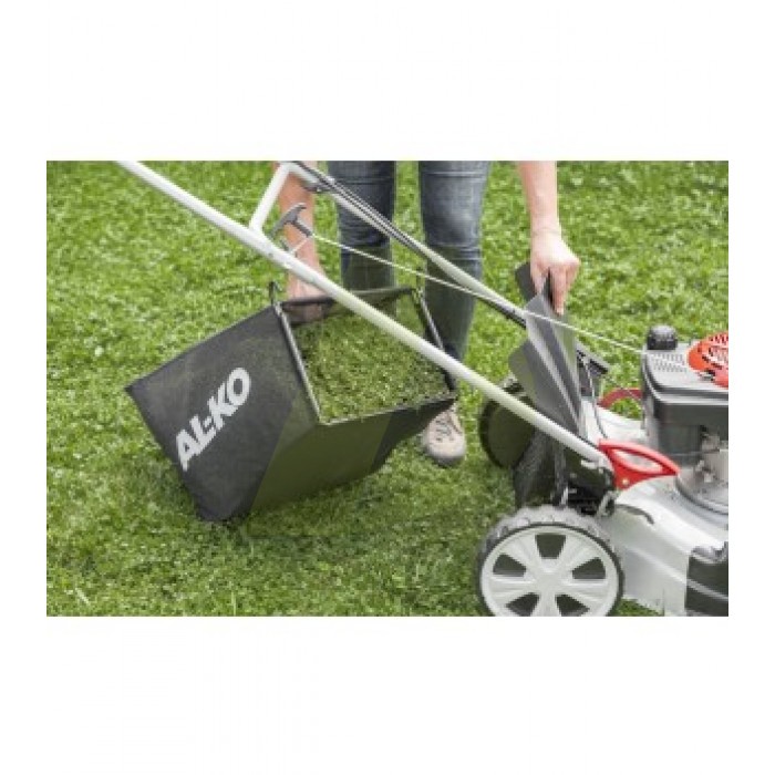 Газонокосилка бензиновая AL-KO Easy 4.6 SP-S (113795) Газонокосилка бензиновая AL-KO Easy 4.6 SP-S (113795)