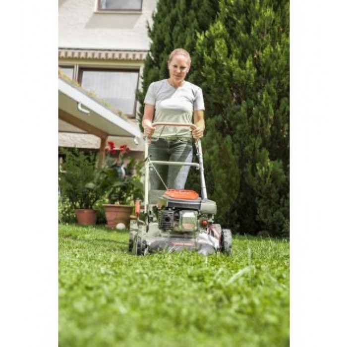 Газонокосилка бензиновая AL-KO Easy 4.6 SP-S (113795) Газонокосилка бензиновая AL-KO Easy 4.6 SP-S (113795)