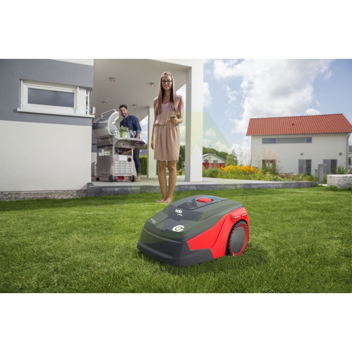 Газонокосарка-робот Solo by AL-KO Robolinho 700 W (127569) Газонокосарка-робот Solo by AL-KO Robolinho 700 W (127569)