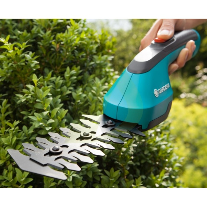 Аккумуляторные ножницы для травы GARDENA AccuCut (09850-20.000.00) Аккумуляторные ножницы для травы GARDENA AccuCut (09850-20.000.00)