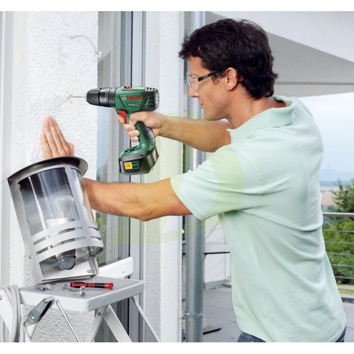 Шуруповерт BOSCH PSB 1800 LI-2 (06039A3320) Шуруповерт BOSCH PSB 1800 LI-2 (06039A3320)