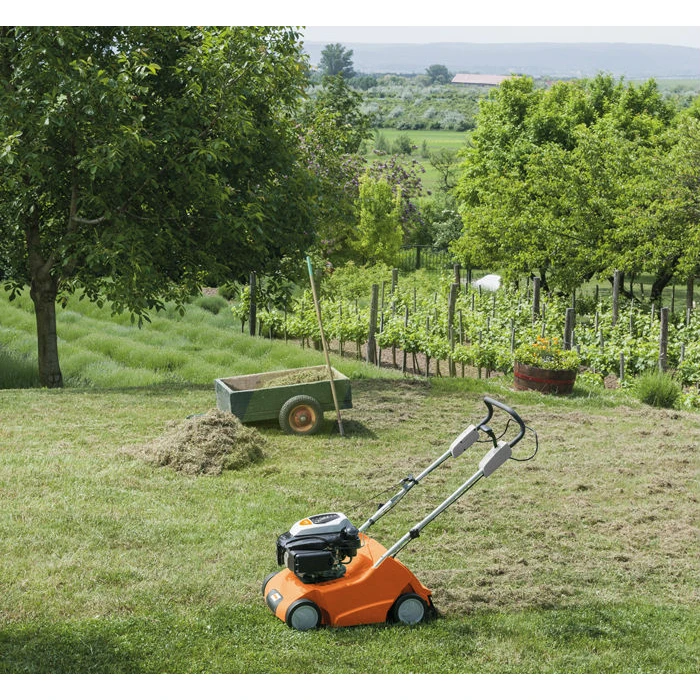 Аератор бензиновий STIHL RL 540 (62900113105) Аератор бензиновий STIHL RL 540 (62900113105)