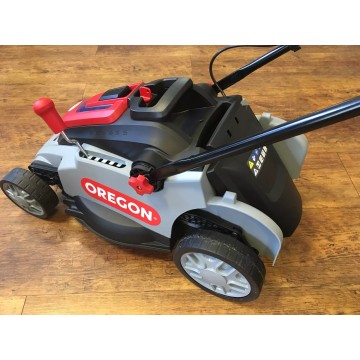 Аккумуляторная газонокосилка OREGON LM 300-R7 (586734)